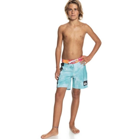 Quiksilver Boys Surfsilk Acid Wash 15" Boardshorts NWT Size 30/16 - Picture 2 of 10